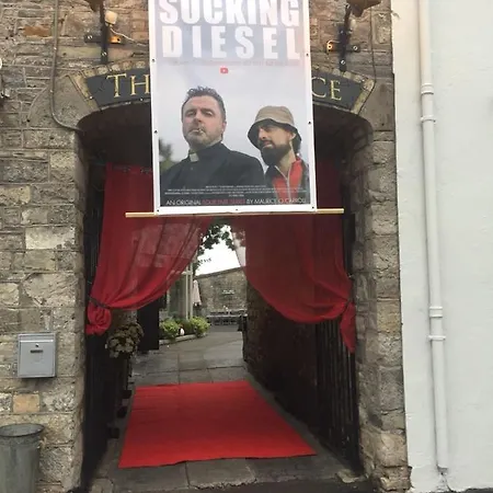 The Lawrence Hotel Athboy