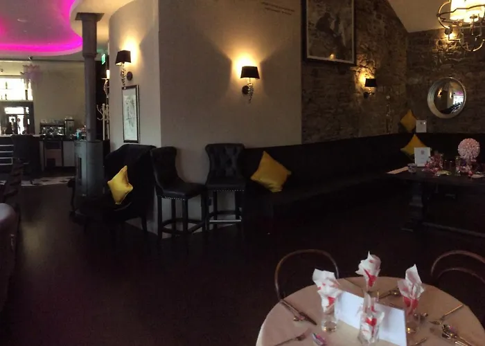 The Lawrence Hotel 4*